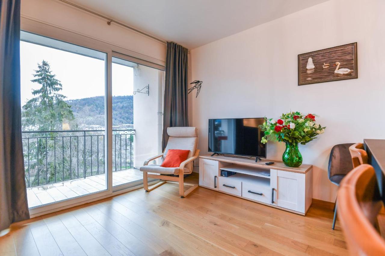 Nice Apartment With Balcony Very Close To The City Center Annecy Eksteriør bilde