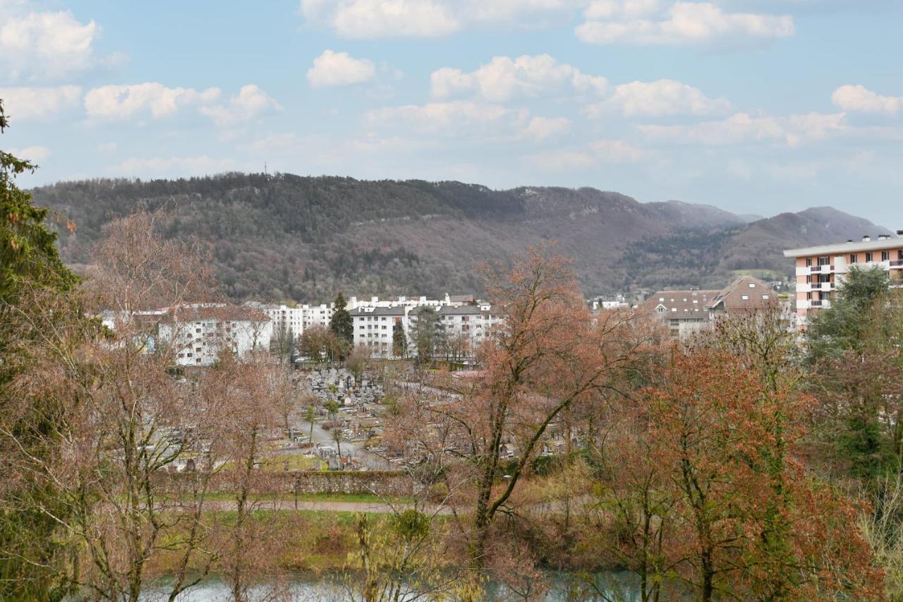 Nice Apartment With Balcony Very Close To The City Center Annecy Eksteriør bilde