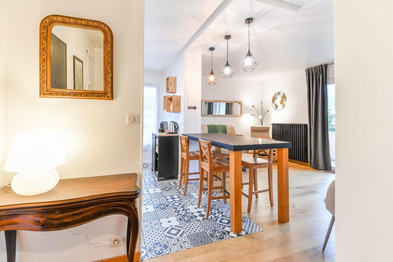 Nice Apartment With Balcony Very Close To The City Center Annecy Eksteriør bilde