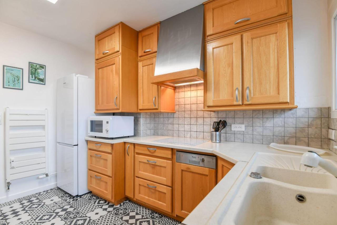 Nice Apartment With Balcony Very Close To The City Center Annecy Eksteriør bilde