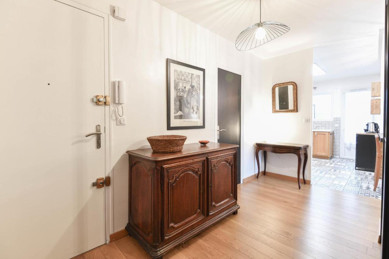 Nice Apartment With Balcony Very Close To The City Center Annecy Eksteriør bilde